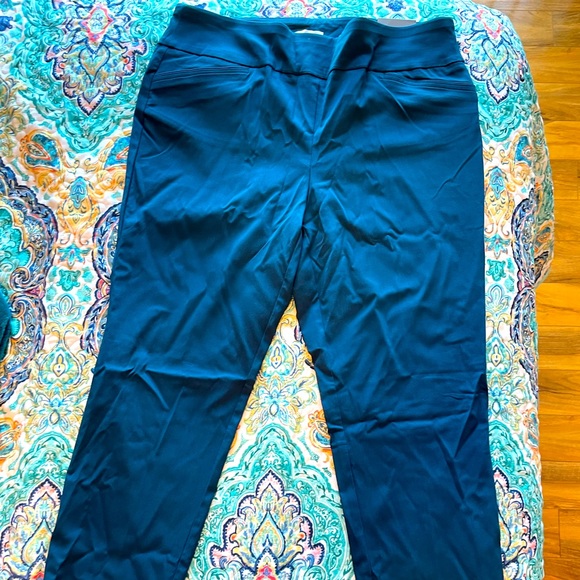 NWT Van Heusen S14 Pants - 4 Colors Available - Picture 1 of 4